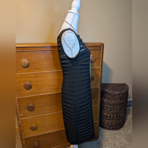 London Times Slimming Black Tiered Midi Cocktail Dress Size 10 - Picture 10 of 14